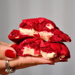 Cookie Red Velvet com Ninho